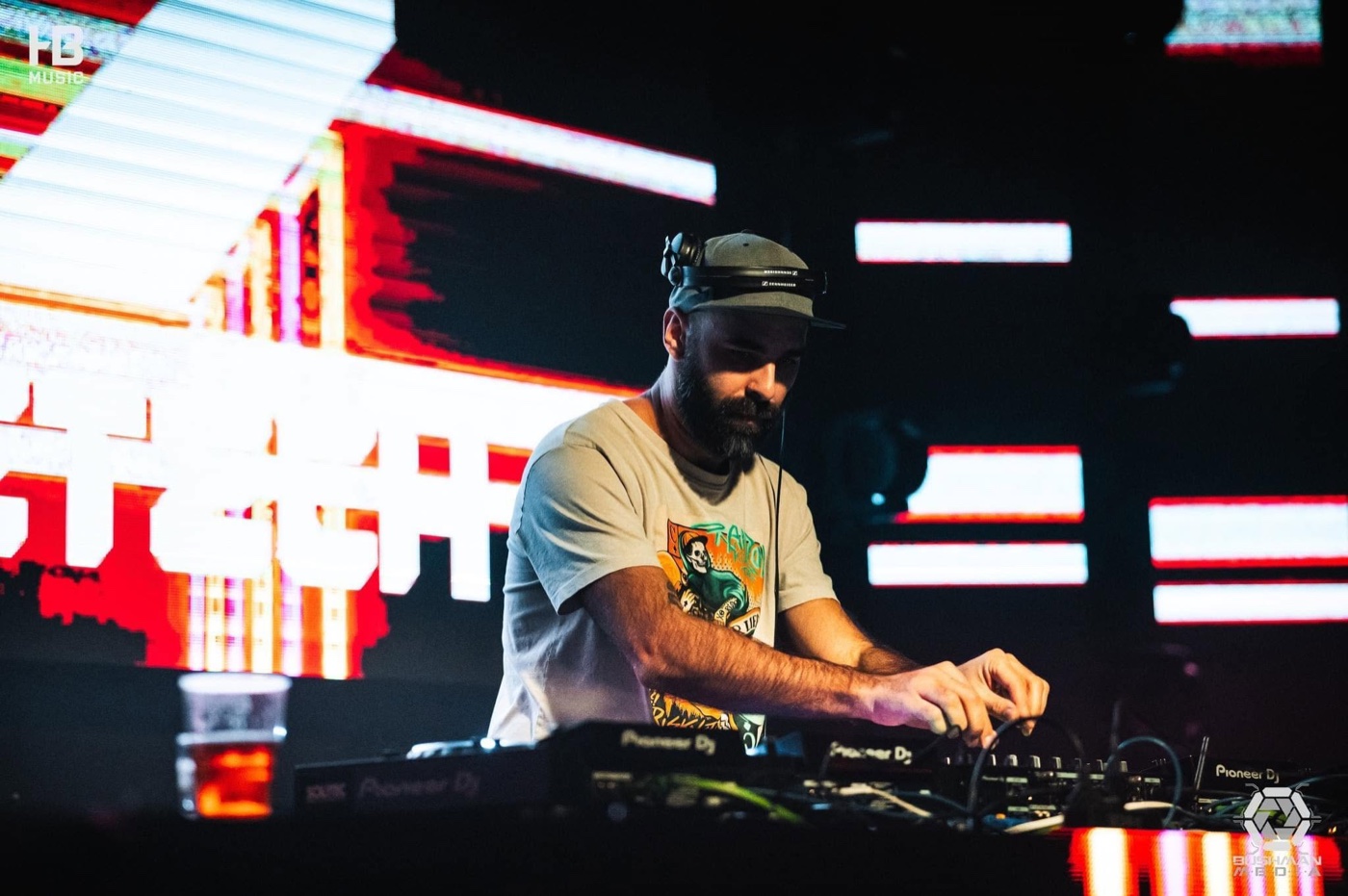 Artist photo of Modetech